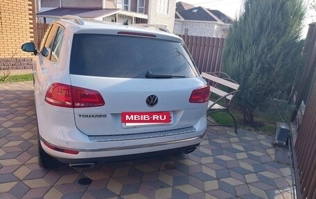 Volkswagen Touareg III, 2016 год, 3 580 000 рублей, 3 фотография