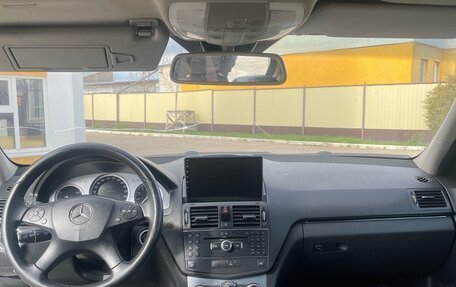 Mercedes-Benz C-Класс, 2008 год, 650 000 рублей, 9 фотография
