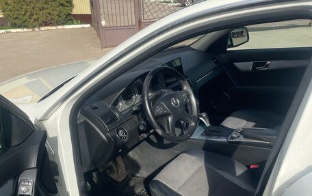 Mercedes-Benz C-Класс, 2008 год, 650 000 рублей, 7 фотография