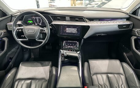 Audi e-tron I, 2021 год, 4 700 000 рублей, 14 фотография