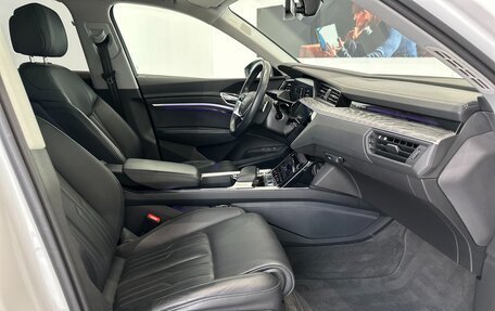 Audi e-tron I, 2021 год, 4 700 000 рублей, 17 фотография