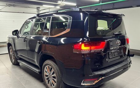 Toyota Land Cruiser, 2026 год, 17 393 000 рублей, 2 фотография