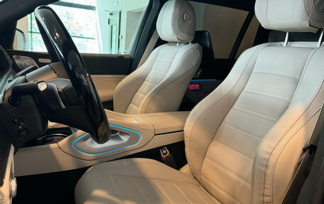 Mercedes-Benz GLS, 2024 год, 15 390 000 рублей, 12 фотография