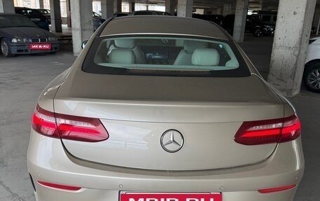 Mercedes-Benz E-Класс, 2018 год, 4 200 000 рублей, 1 фотография