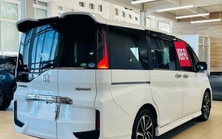 Honda Stepwgn IV, 2017 год, 1 730 000 рублей, 6 фотография