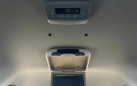 Honda Stepwgn IV, 2017 год, 1 730 000 рублей, 15 фотография