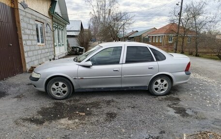 Opel Vectra B рестайлинг, 2001 год, 210 000 рублей, 2 фотография