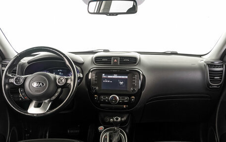 KIA Soul II рестайлинг, 2018 год, 1 590 000 рублей, 14 фотография