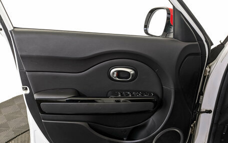 KIA Soul II рестайлинг, 2018 год, 1 590 000 рублей, 19 фотография