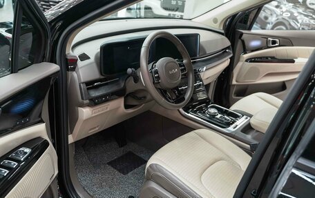 KIA Carnival, 2023 год, 4 690 000 рублей, 6 фотография