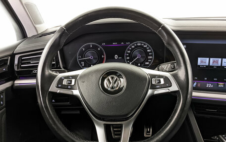 Volkswagen Touareg III, 2018 год, 5 650 000 рублей, 22 фотография