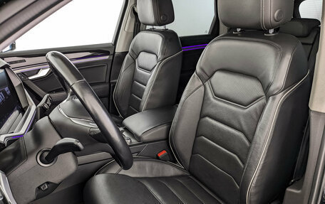 Volkswagen Touareg III, 2018 год, 5 650 000 рублей, 20 фотография