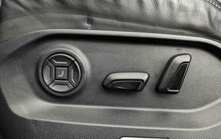 Volkswagen Touareg III, 2018 год, 5 650 000 рублей, 28 фотография