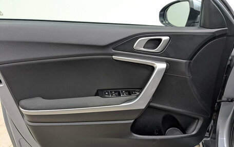 KIA cee'd III, 2020 год, 1 900 000 рублей, 19 фотография