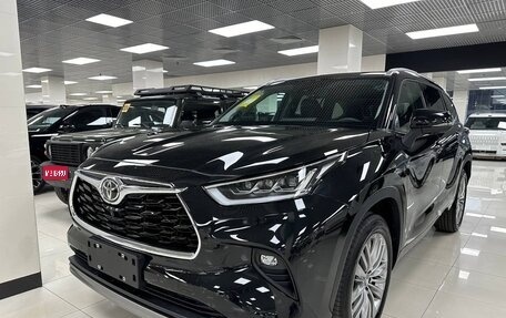 Toyota Highlander, 2026 год, 4 987 000 рублей, 1 фотография