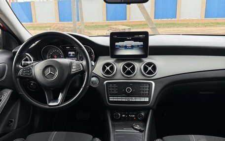 Mercedes-Benz GLA, 2019 год, 2 450 000 рублей, 13 фотография