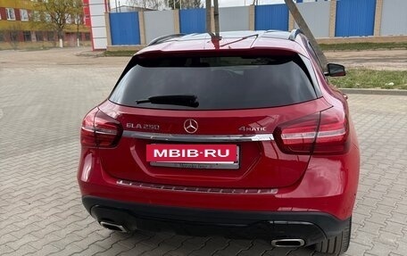 Mercedes-Benz GLA, 2019 год, 2 450 000 рублей, 4 фотография