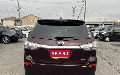 Toyota Wish II, 2013 год, 970 000 рублей, 7 фотография