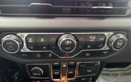 Jeep Wrangler, 2024 год, 6 465 531 рублей, 17 фотография