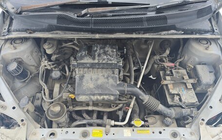 Toyota Platz, 2000 год, 130 000 рублей, 5 фотография