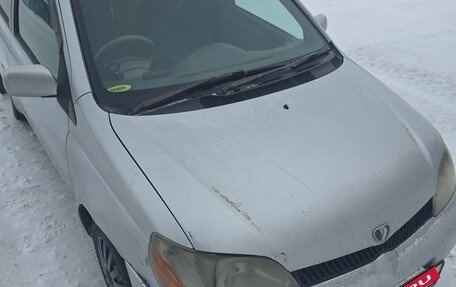 Toyota Platz, 2000 год, 130 000 рублей, 2 фотография