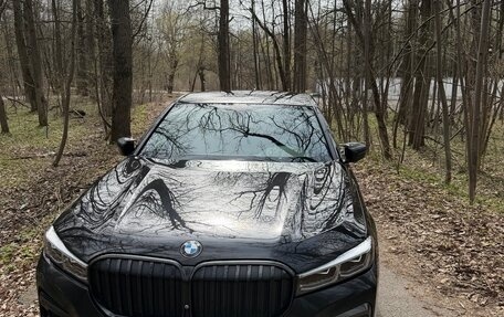 BMW 7 серия, 2019 год, 3 700 000 рублей, 1 фотография