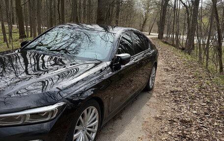 BMW 7 серия, 2019 год, 3 700 000 рублей, 3 фотография