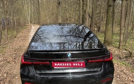 BMW 7 серия, 2019 год, 3 700 000 рублей, 4 фотография