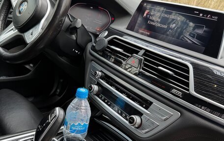 BMW 7 серия, 2019 год, 3 700 000 рублей, 11 фотография