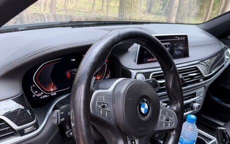 BMW 7 серия, 2019 год, 3 700 000 рублей, 16 фотография