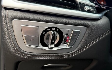 BMW 7 серия, 2019 год, 3 700 000 рублей, 19 фотография