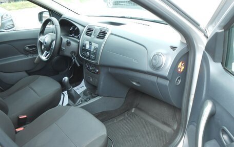 Renault Sandero II рестайлинг, 2018 год, 870 000 рублей, 12 фотография