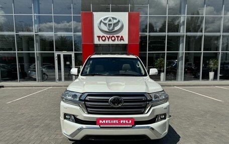 Toyota Land Cruiser 200, 2019 год, 7 460 000 рублей, 2 фотография