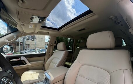 Toyota Land Cruiser 200, 2019 год, 7 460 000 рублей, 10 фотография