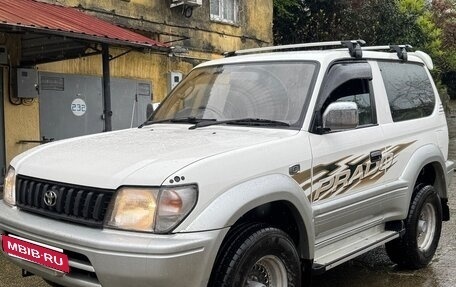 Toyota Land Cruiser Prado 90 рестайлинг, 1998 год, 1 240 000 рублей, 2 фотография