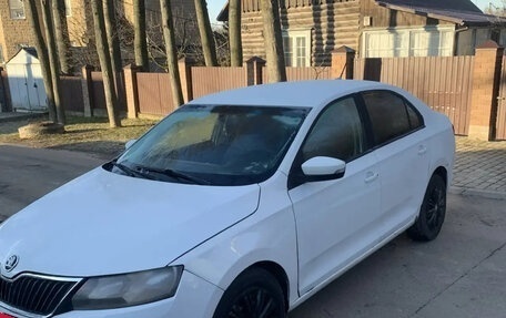 Skoda Rapid I, 2018 год, 700 000 рублей, 5 фотография