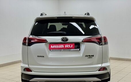 Toyota RAV4, 2016 год, 2 567 000 рублей, 5 фотография