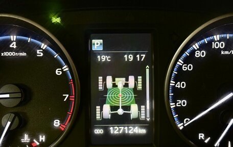 Toyota RAV4, 2016 год, 2 567 000 рублей, 19 фотография