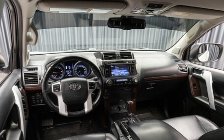 Toyota Land Cruiser Prado 150 рестайлинг 2, 2017 год, 4 190 000 рублей, 9 фотография