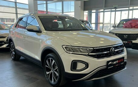 Volkswagen T-Roc I, 2025 год, 2 980 000 рублей, 3 фотография