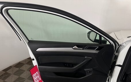 Volkswagen Passat B8 рестайлинг, 2015 год, 1 600 000 рублей, 8 фотография