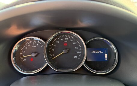 Renault Logan II, 2014 год, 685 000 рублей, 20 фотография