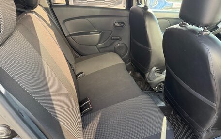 Renault Logan II, 2014 год, 685 000 рублей, 23 фотография