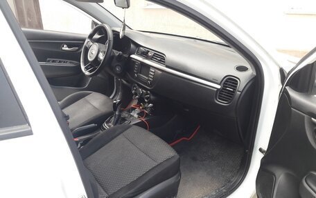 KIA Rio IV, 2019 год, 820 000 рублей, 4 фотография