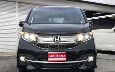 Honda Stepwgn IV, 2017 год, 1 550 000 рублей, 1 фотография