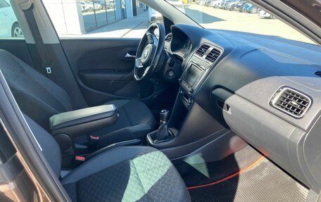 Volkswagen Polo VI (EU Market), 2018 год, 1 050 000 рублей, 9 фотография