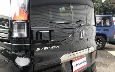 Honda Stepwgn IV, 2017 год, 1 550 000 рублей, 11 фотография