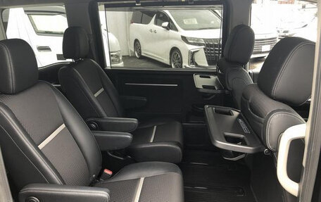 Honda Stepwgn IV, 2017 год, 1 550 000 рублей, 22 фотография