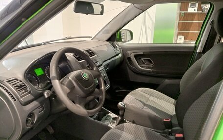 Skoda Fabia II, 2011 год, 389 000 рублей, 11 фотография