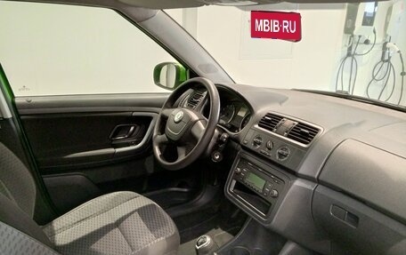 Skoda Fabia II, 2011 год, 389 000 рублей, 12 фотография